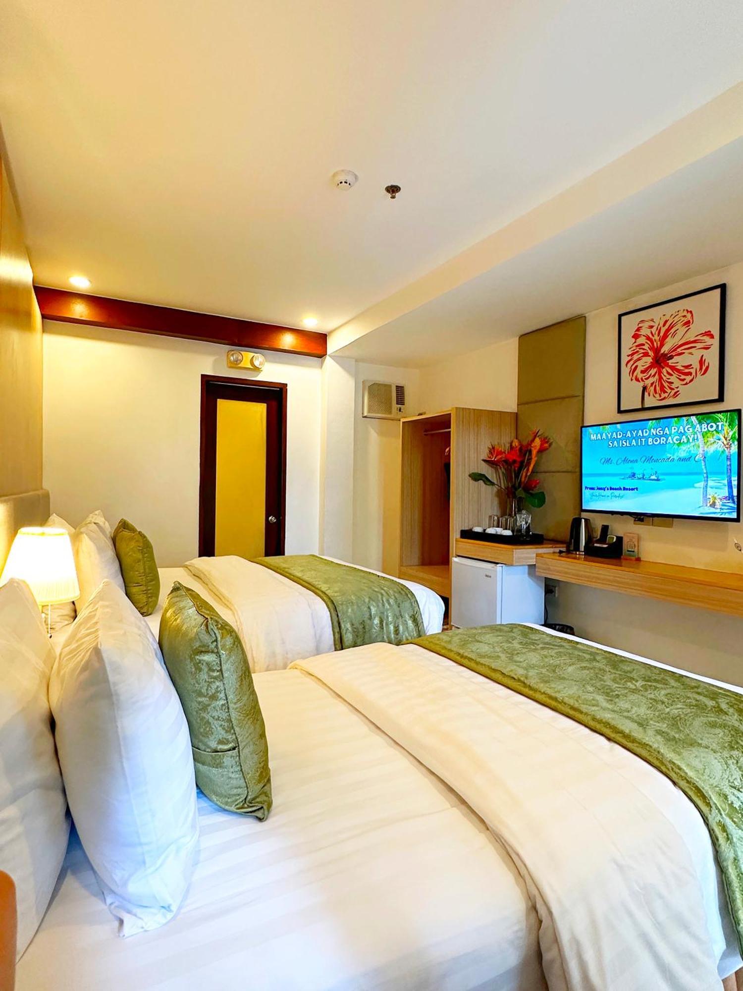 Jony'S Beach Resort Balabag  Exterior photo