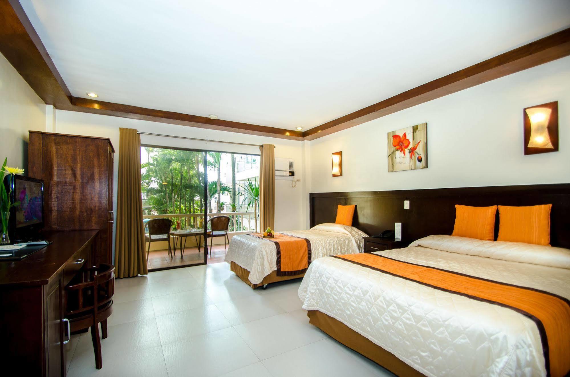 Jony'S Beach Resort Balabag  Exterior photo
